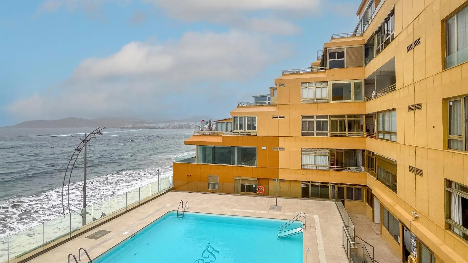 Canteras Seaviews - Balcony & Pool contacts